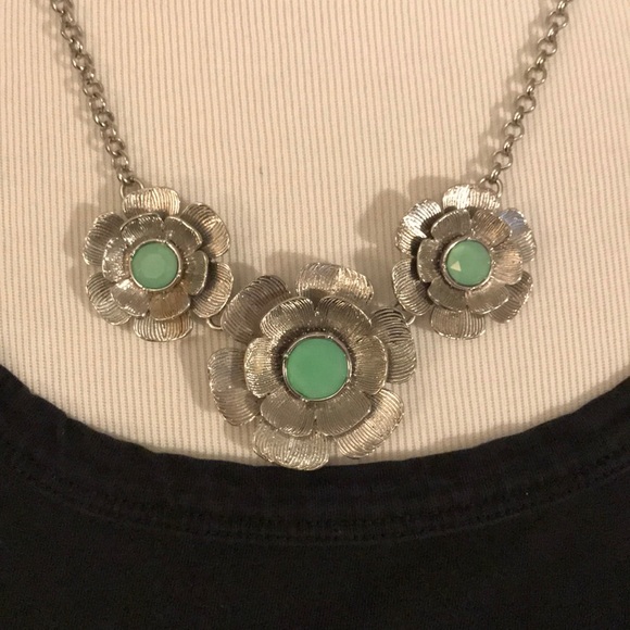 Lia Sophia Flower Necklace - Picture 2 of 3